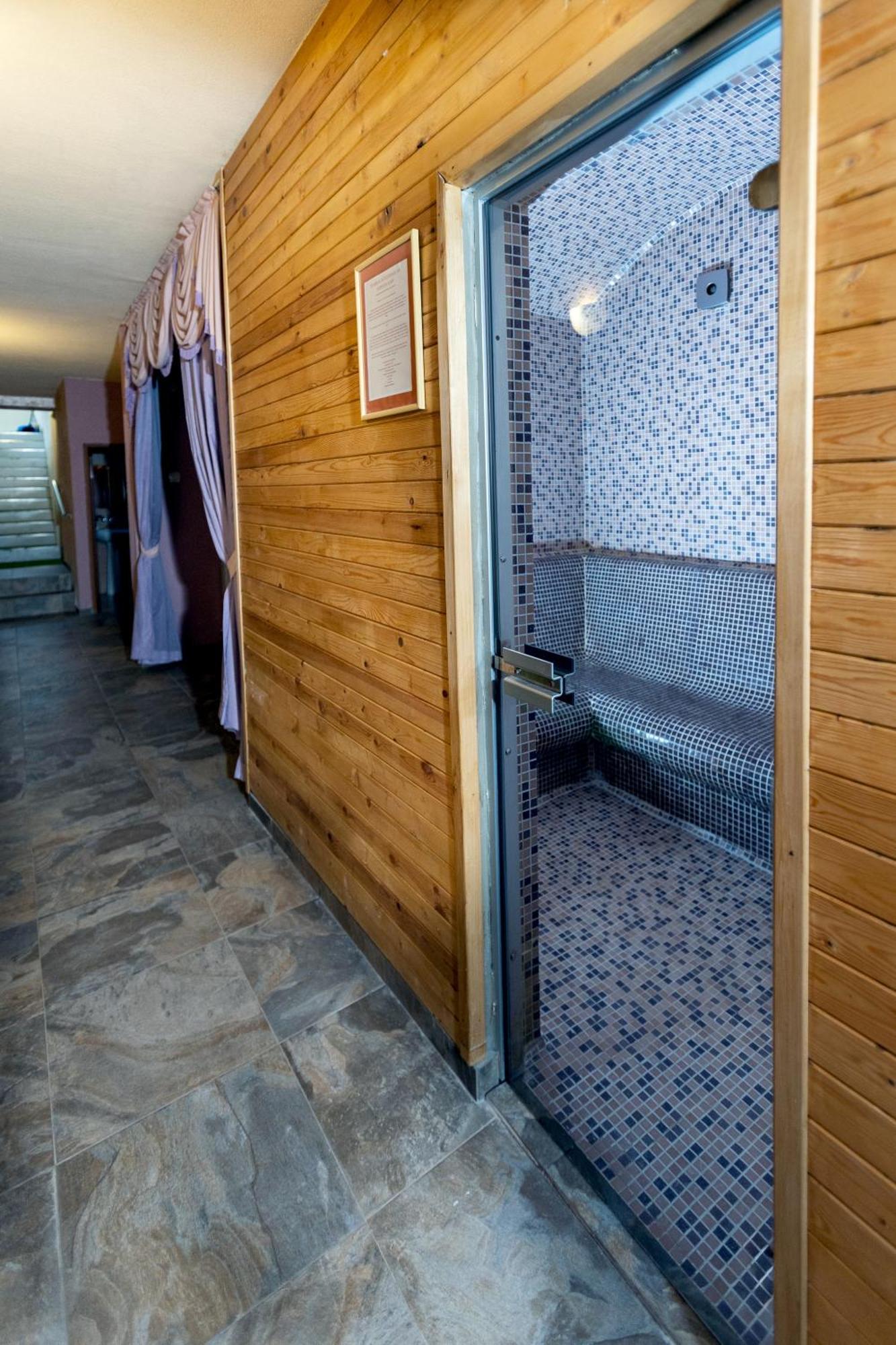 Вила Флора Паталеница Exterior photo